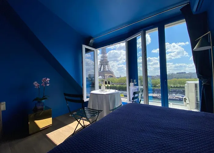 Eiffel Tower romantic view
