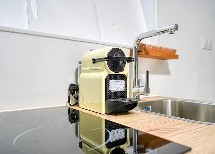 Studio Proche Wagram - Gourgaud - II