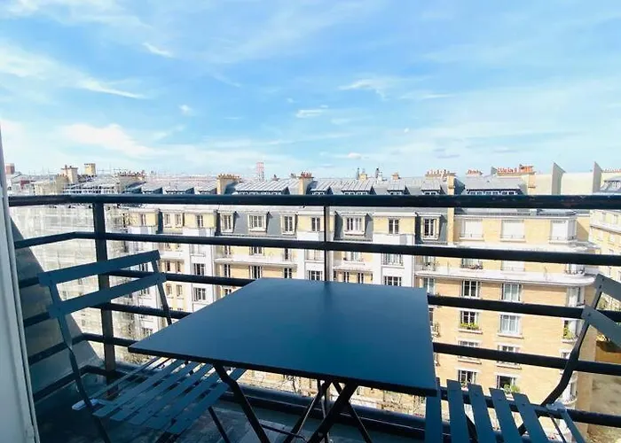 Condo Tour Eiffel Et Toits De Paris