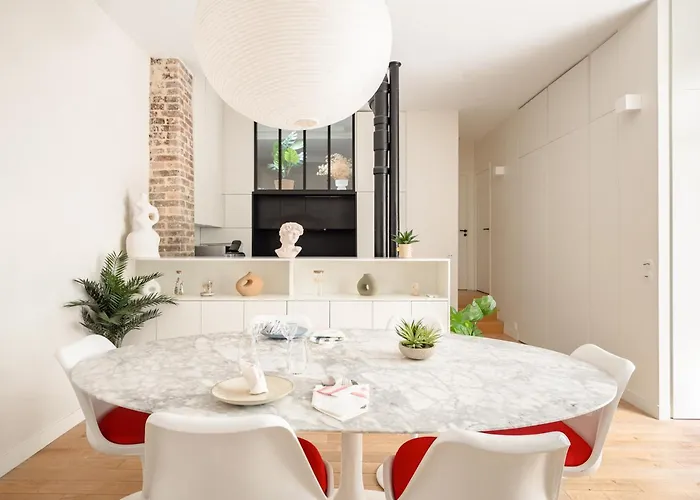 Best Part Of Saint-Germain-Des Pres / 3 Bedrooms
