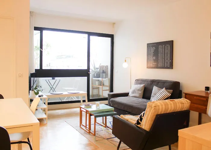 Charming T2 With Balcony Near The Bastille