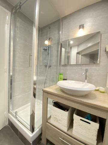 Montparnasse Cozy Flat * Paris