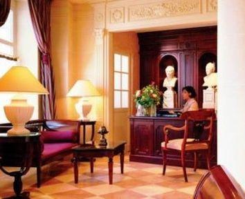 Des Grands Hommes Hotel