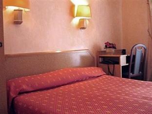 Leonard De Vinci I Hotel 2*