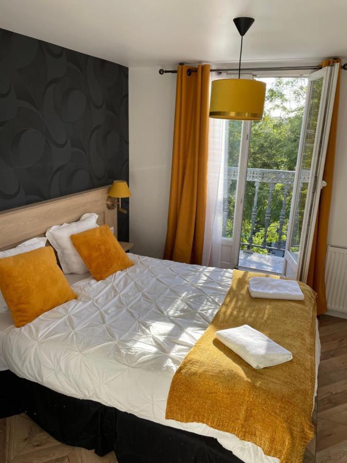 Hotel Ménil Bon Temps Paris