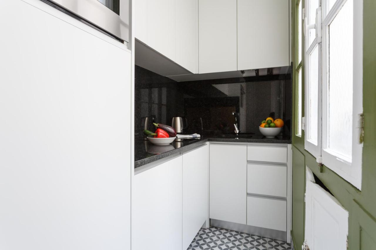 Bright And Newly Renovated 2 Bedroom Apartment, Hip & Paris, Montmartre-opera Apartment *