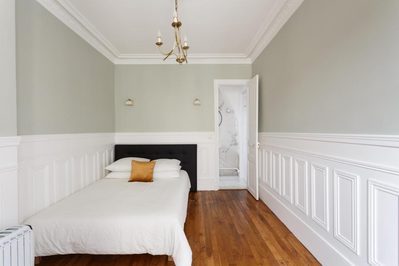 Bright And Newly Renovated 2 Bedroom Apartment, Hip & Paris, Montmartre-opera *