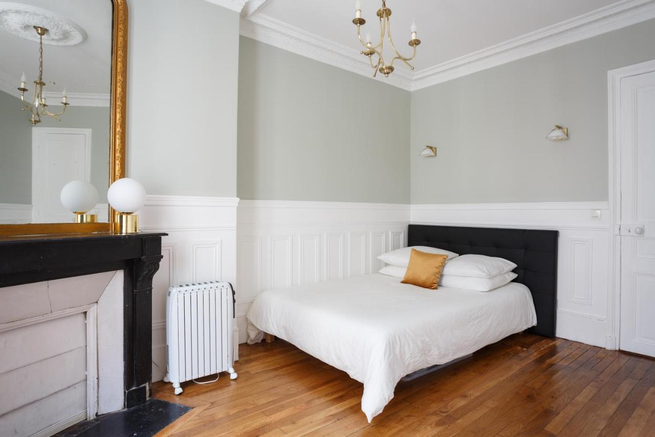 Apartment Bright And Newly Renovated 2 Bedroom Apartment, Hip & Paris, Montmartre-opera