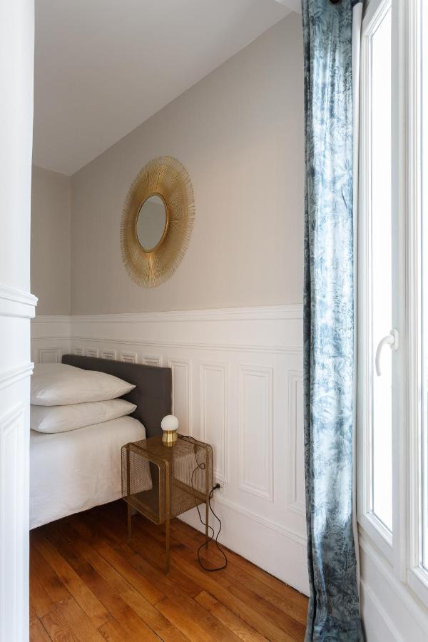Bright And Newly Renovated 2 Bedroom Apartment, Hip & Paris, Montmartre-opera Apartment