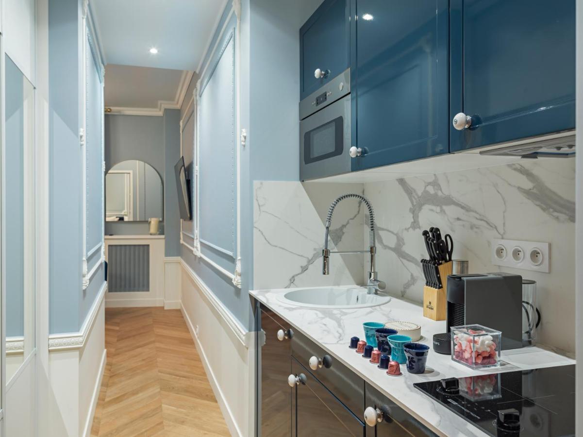 The Pompadour Apartment Paris