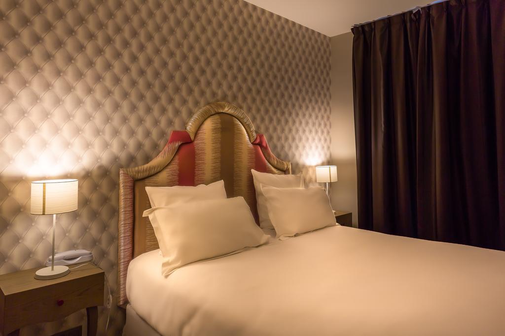 Hotel La Parizienne 3*