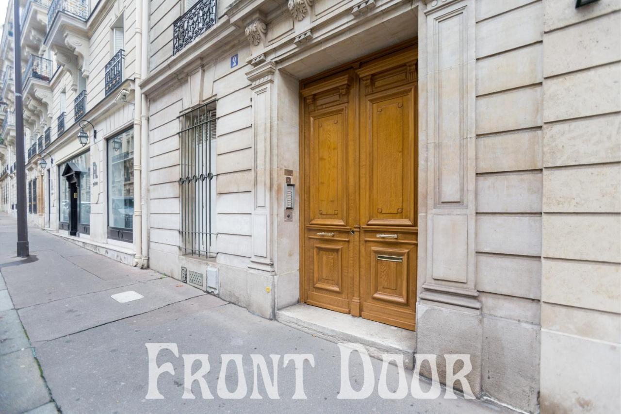Eiffel Tower View Bed & Breakfast Paris