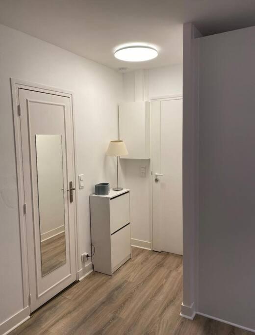 Apartment Newly Renovated Studio Near The Eiffel Tower Paris