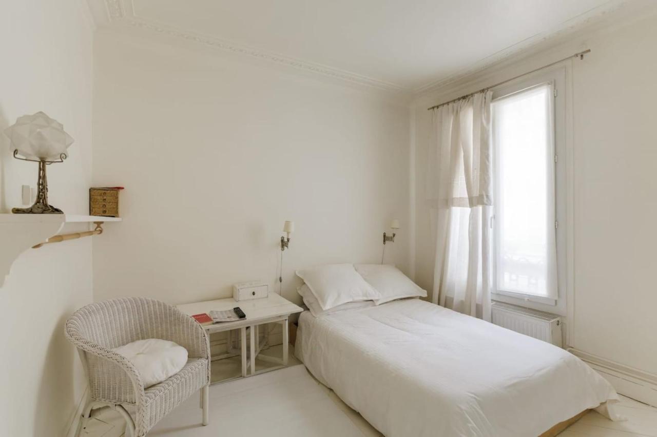 Spacious T2 Boulevard Beaumarchais Apartment Paris