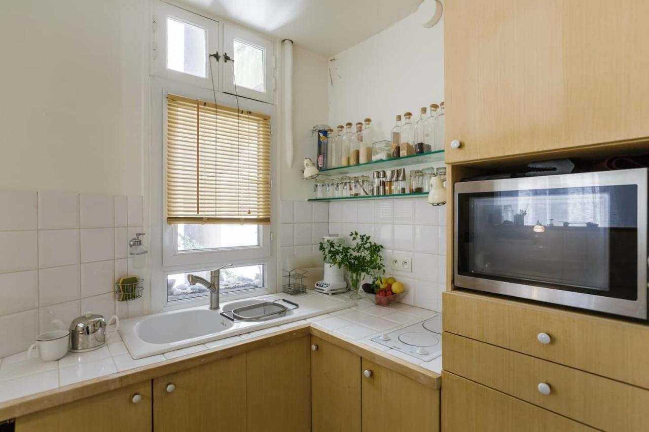 Spacious T2 Boulevard Beaumarchais Apartment Paris