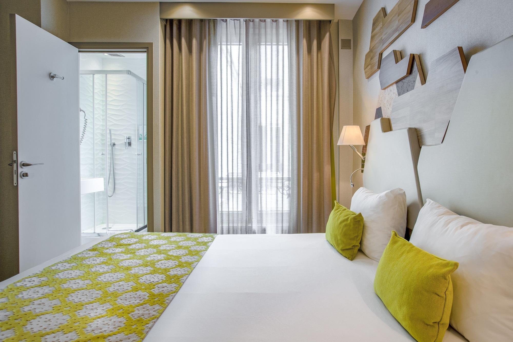 Hotel Wagram Paris