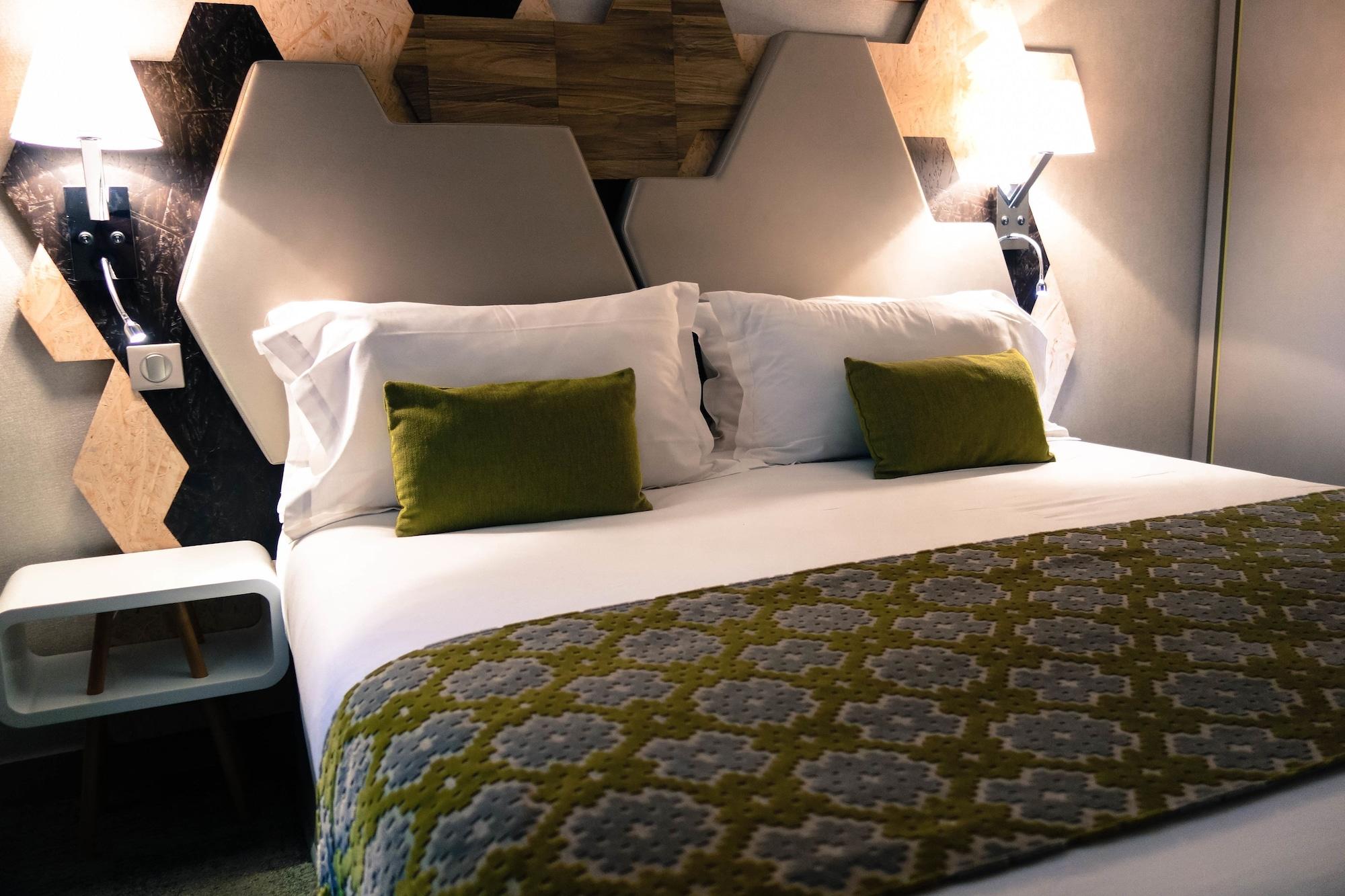 Wagram Hotel Paris