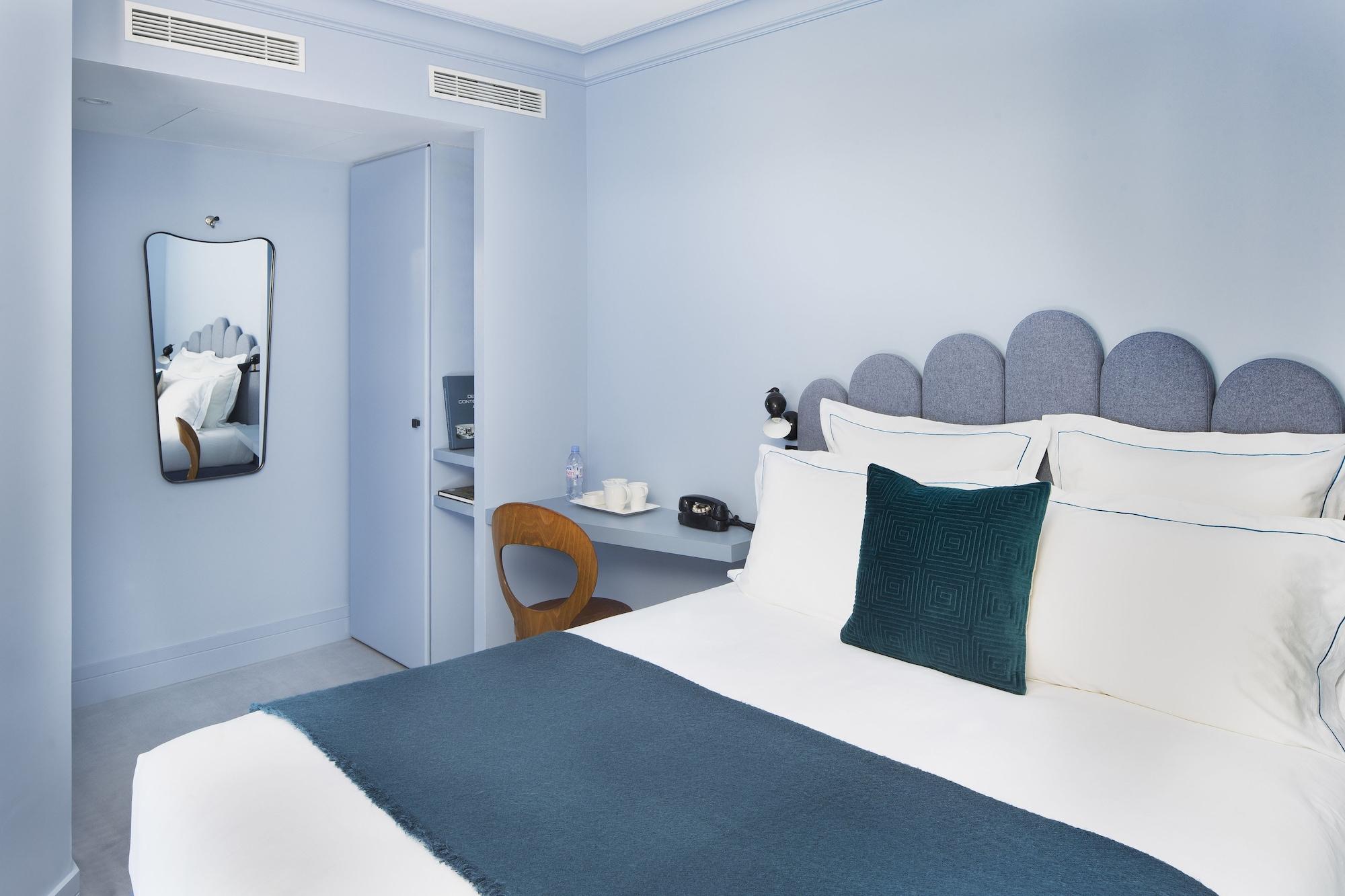 Celeste Batignolles Montmartre Hotel