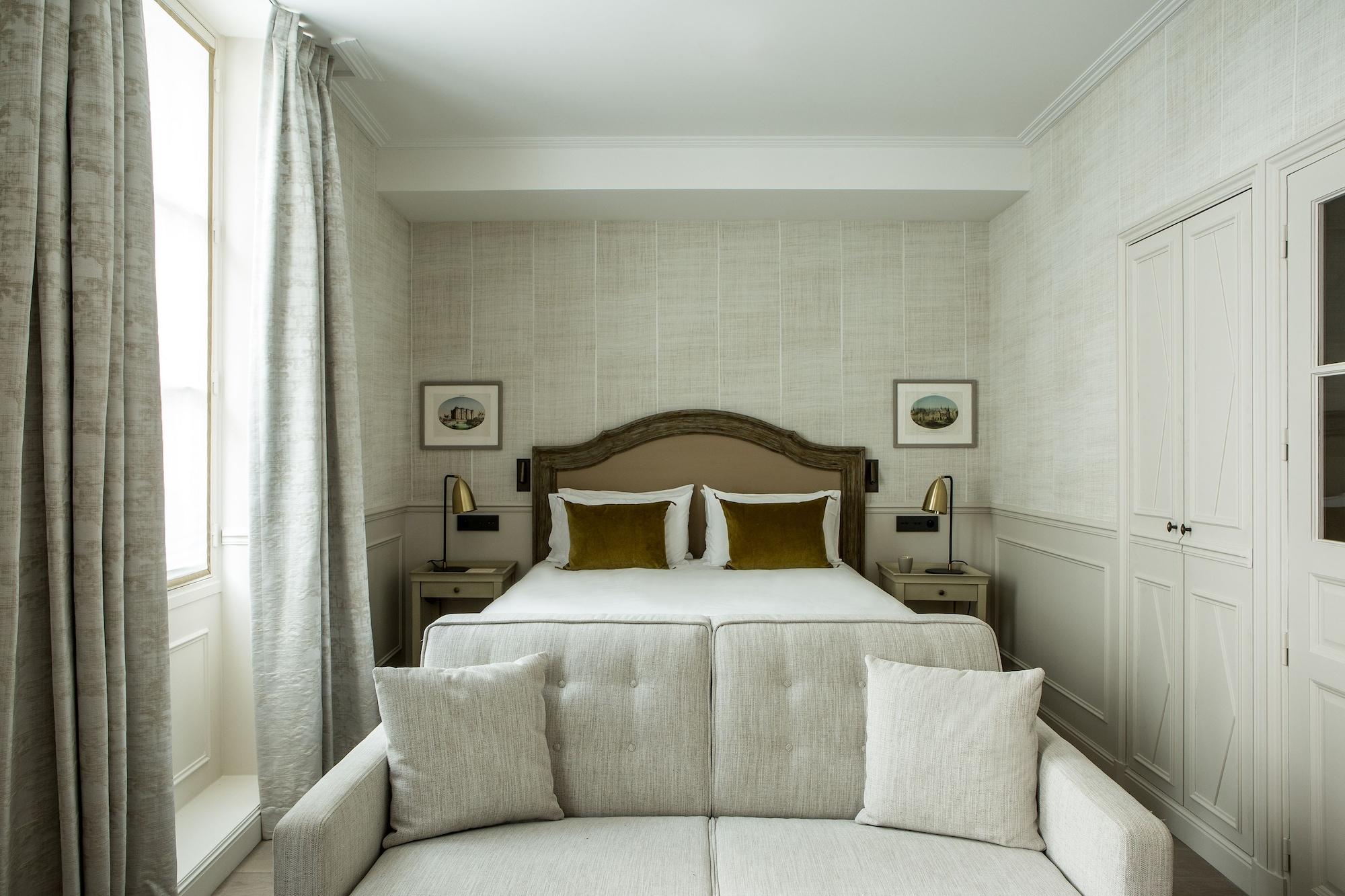 Charles V Hotel Paris