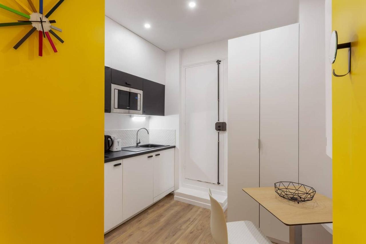 4 Personnes Avec Mezzanine à Montparnasse-saint Germain * Paris