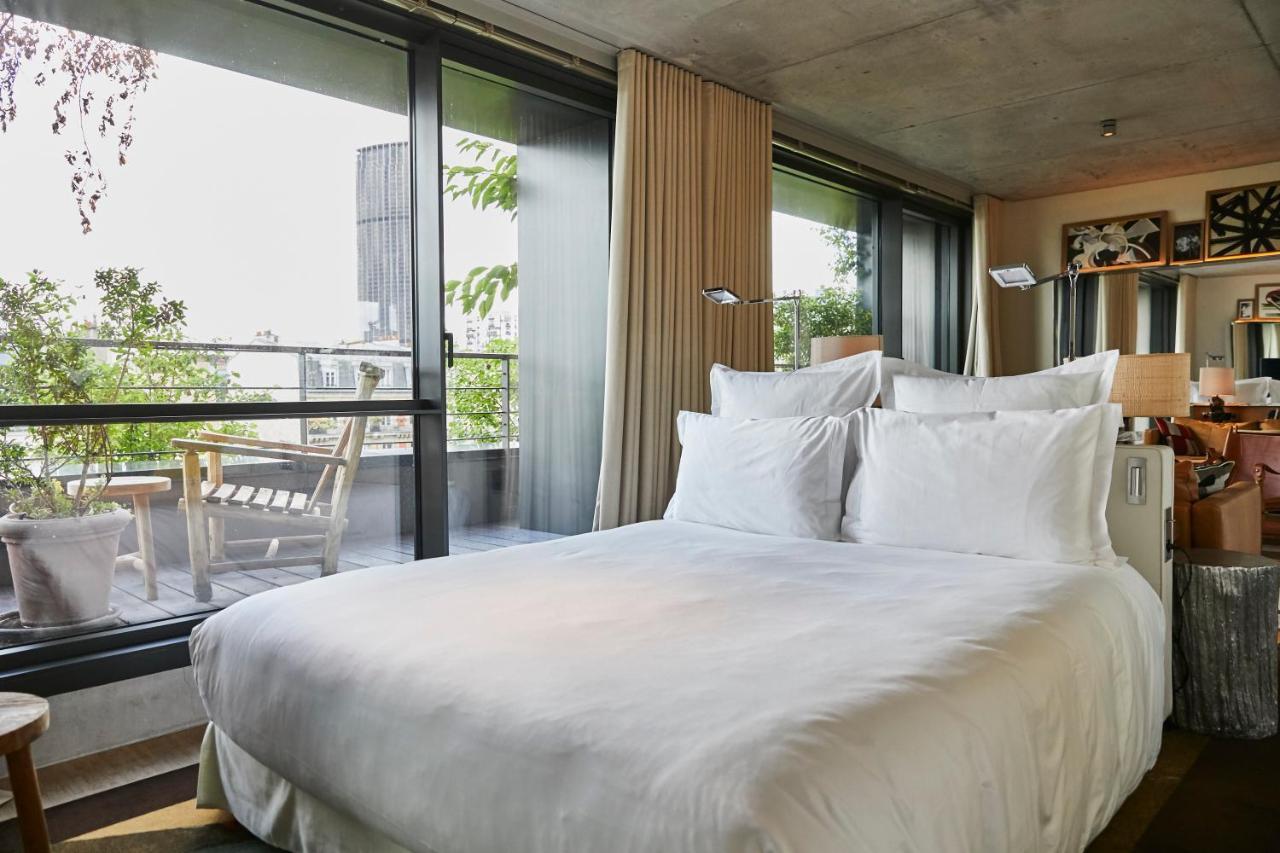 M 4* Paris