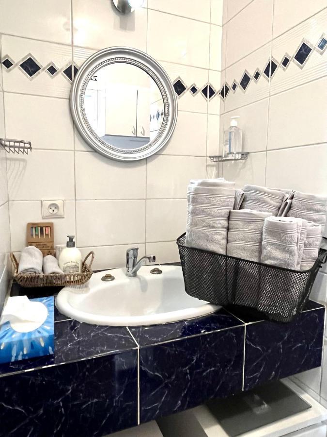 Apartment Marais Braque Paris