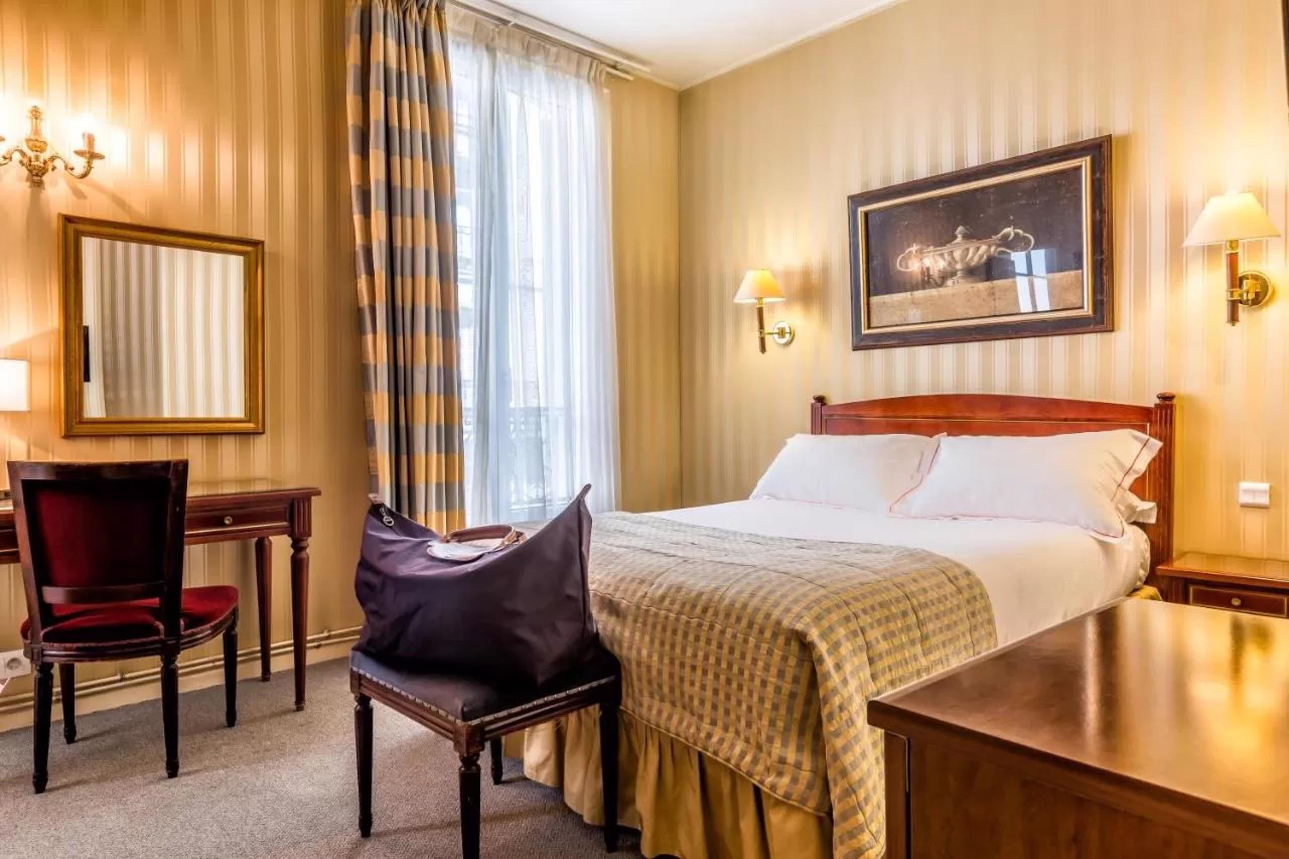 Le Regence 3* Paris