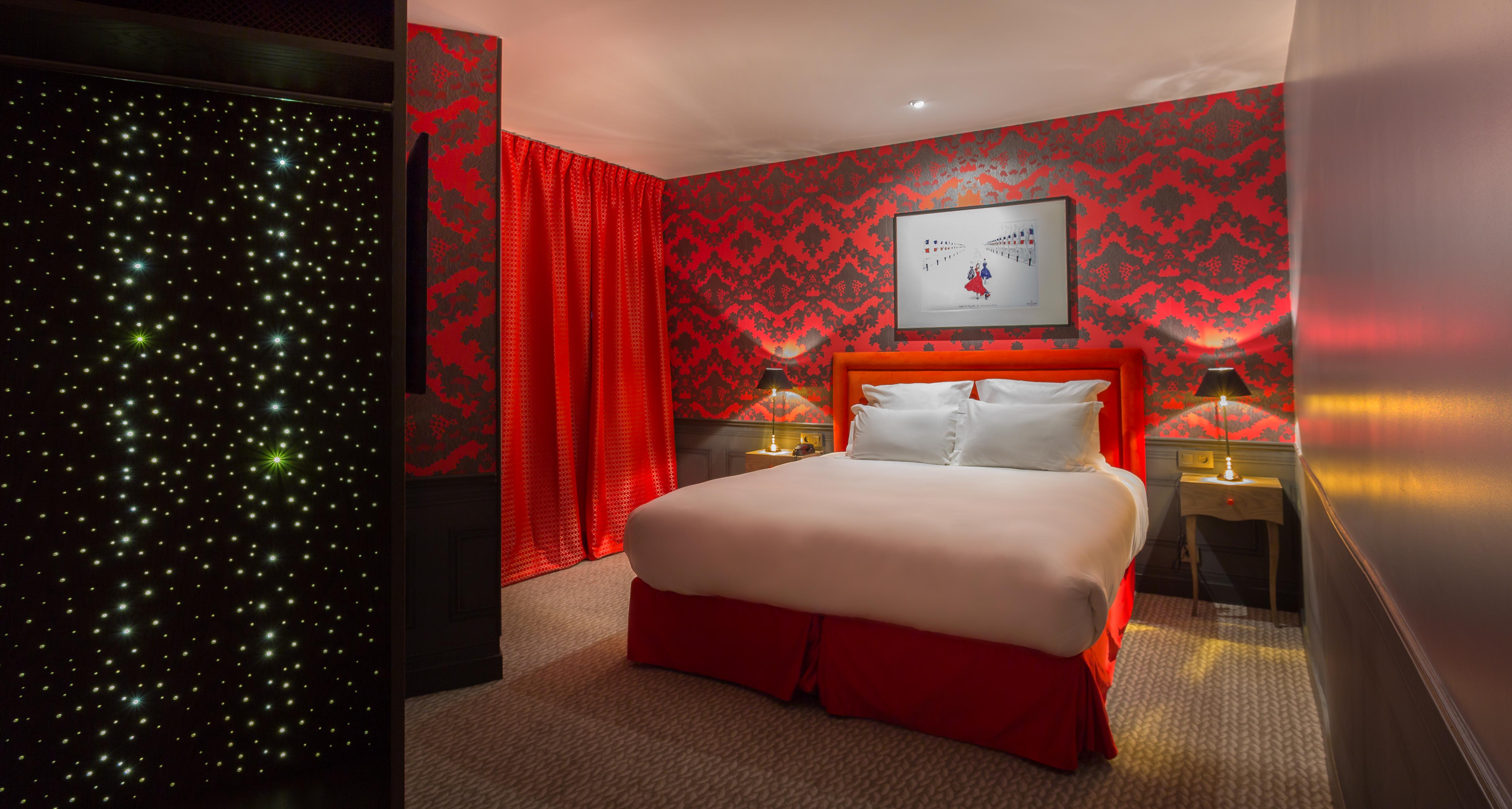 Hotel La Parizienne 3*