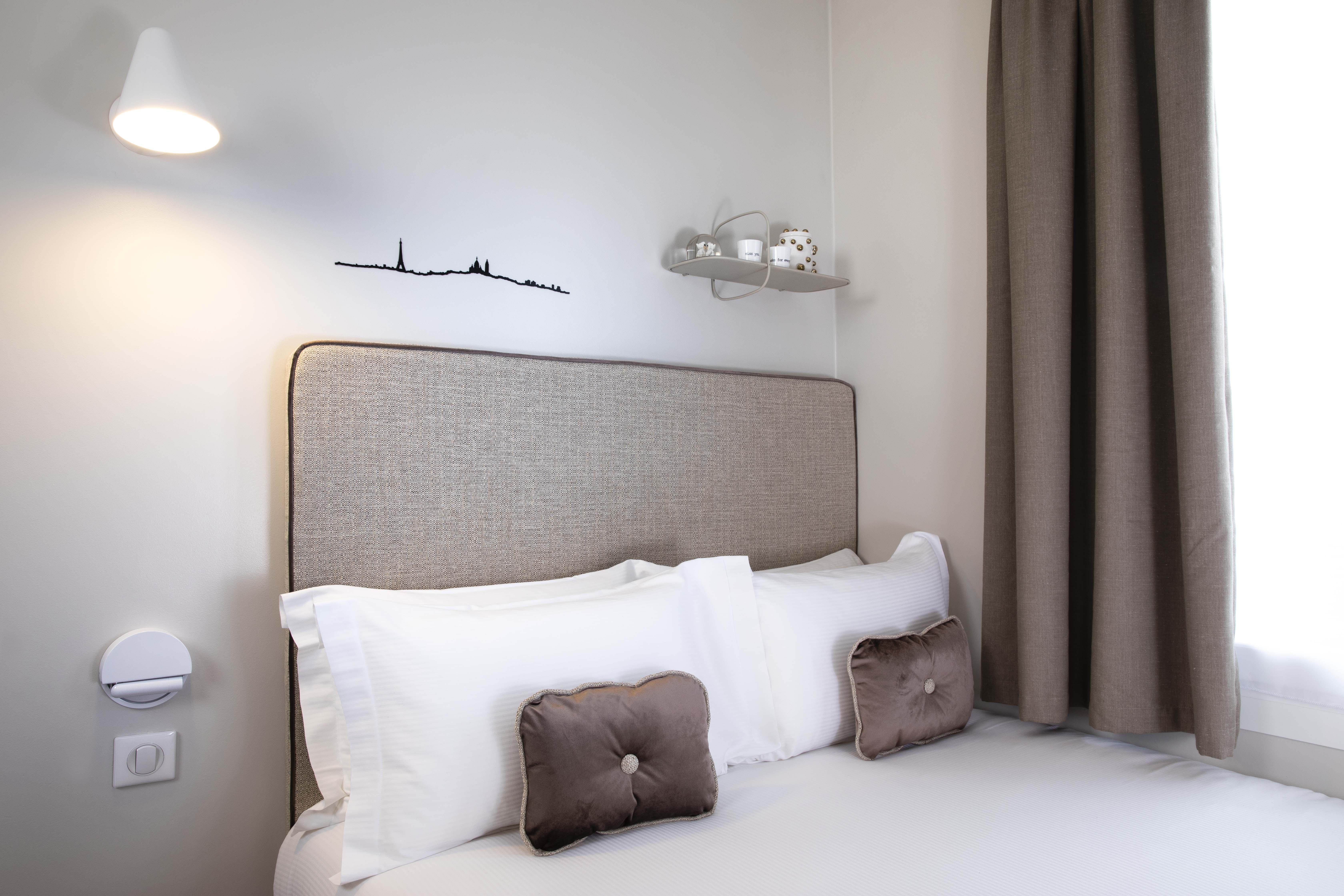 Eiffel Saint Charles Hotel 3*