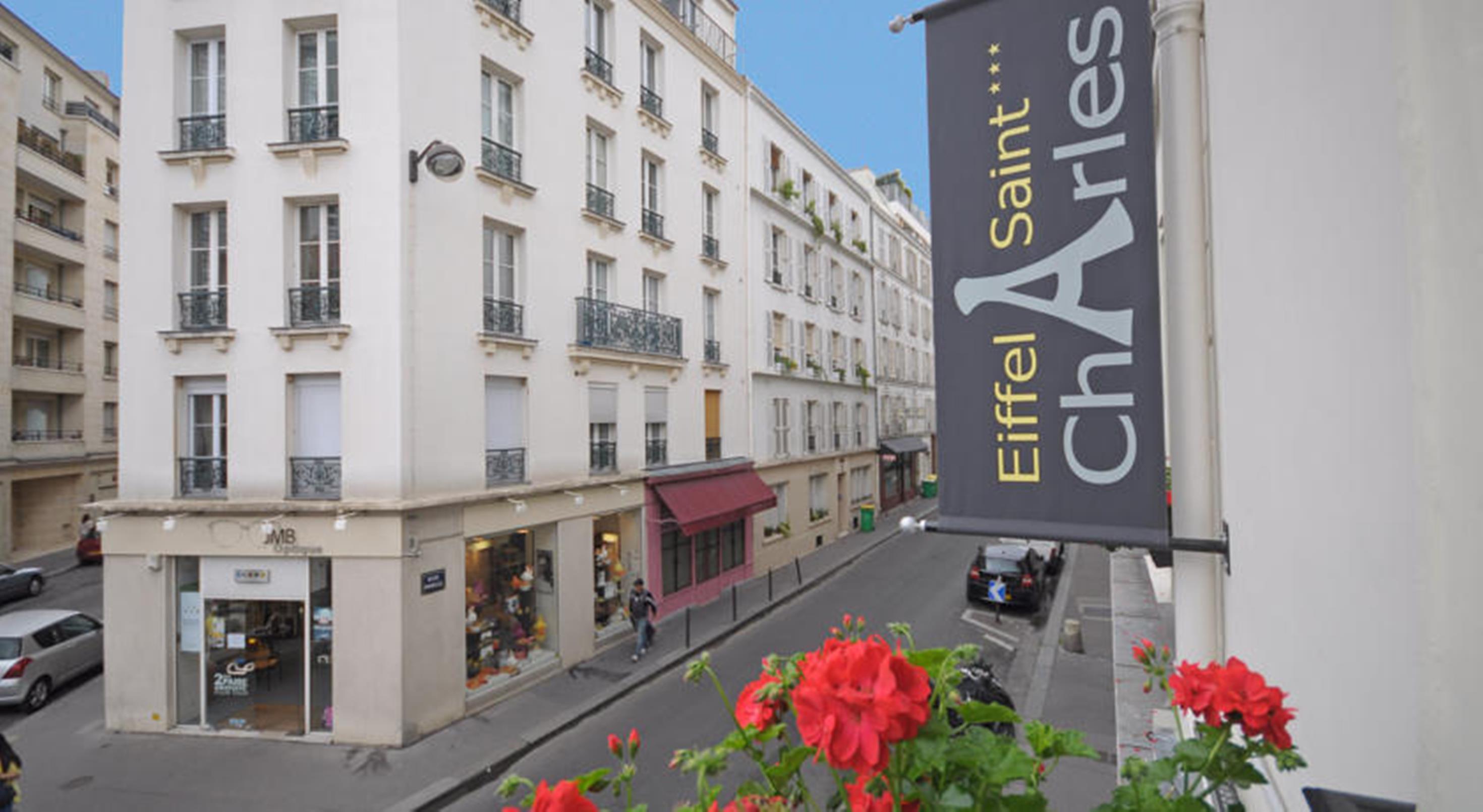 Hotel Eiffel Saint Charles