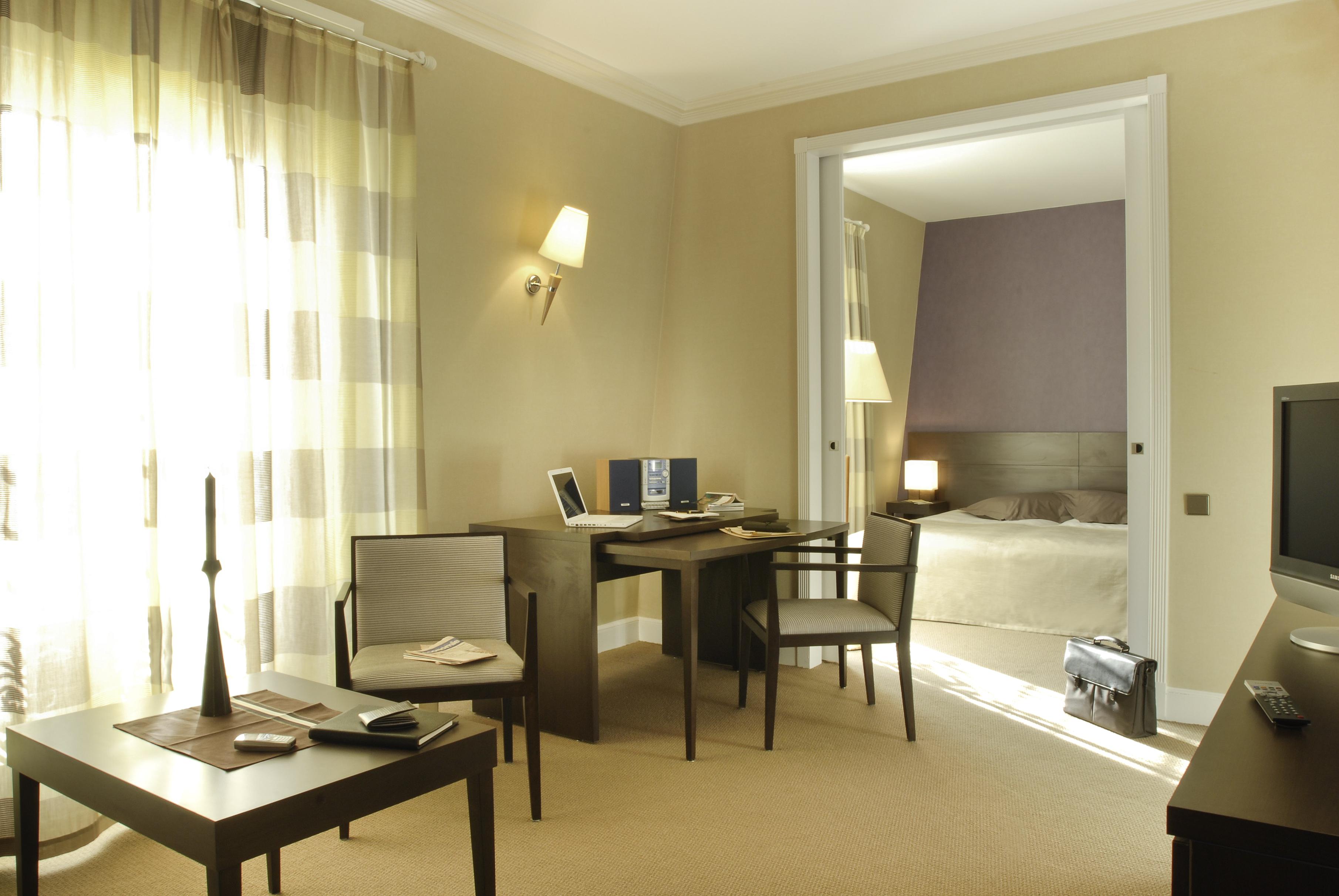 Appart hôtel Adagio Haussmann Champs Elysées 4*