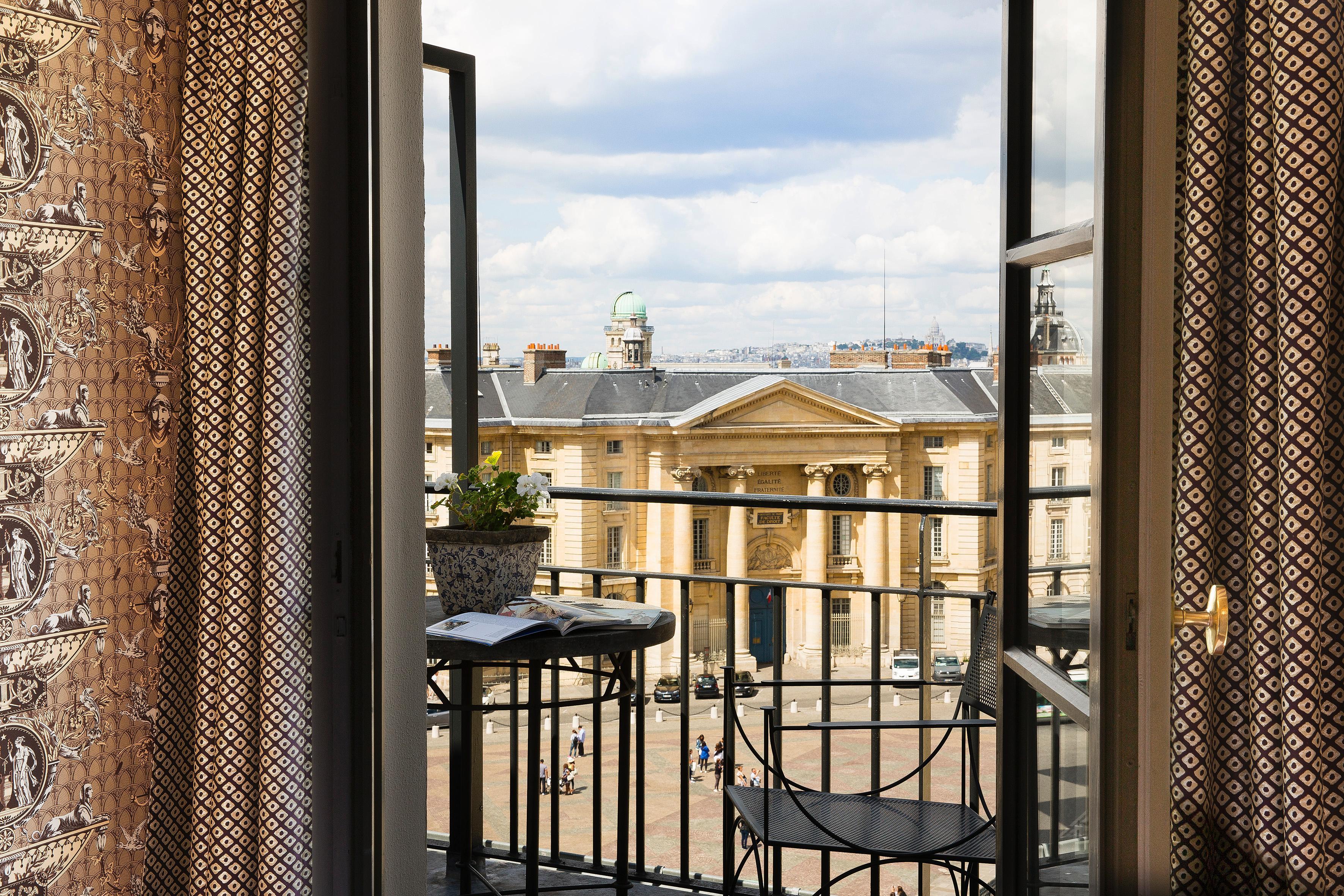 Des Grands Hommes 3* Paris
