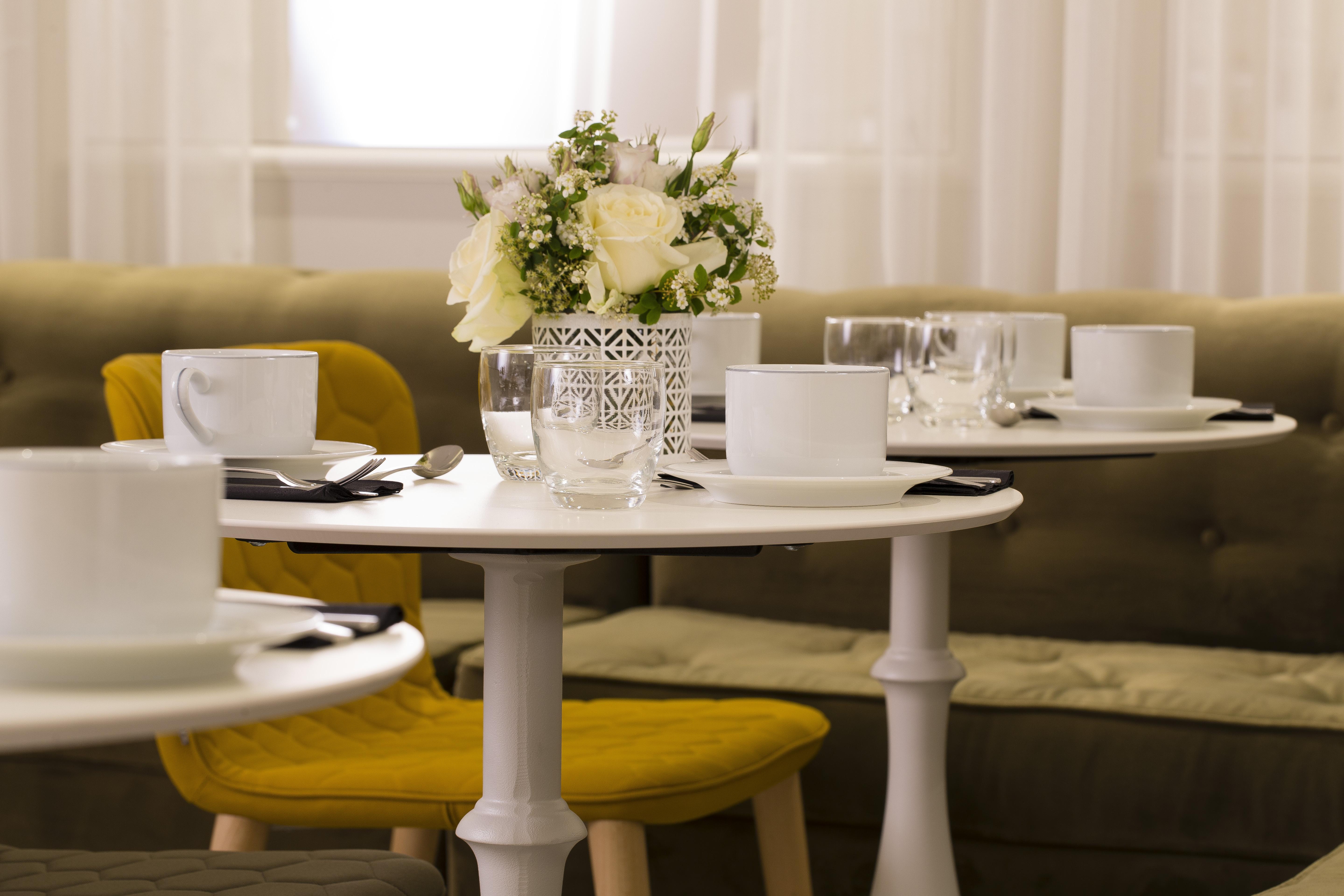 Hotel Pastel Paris