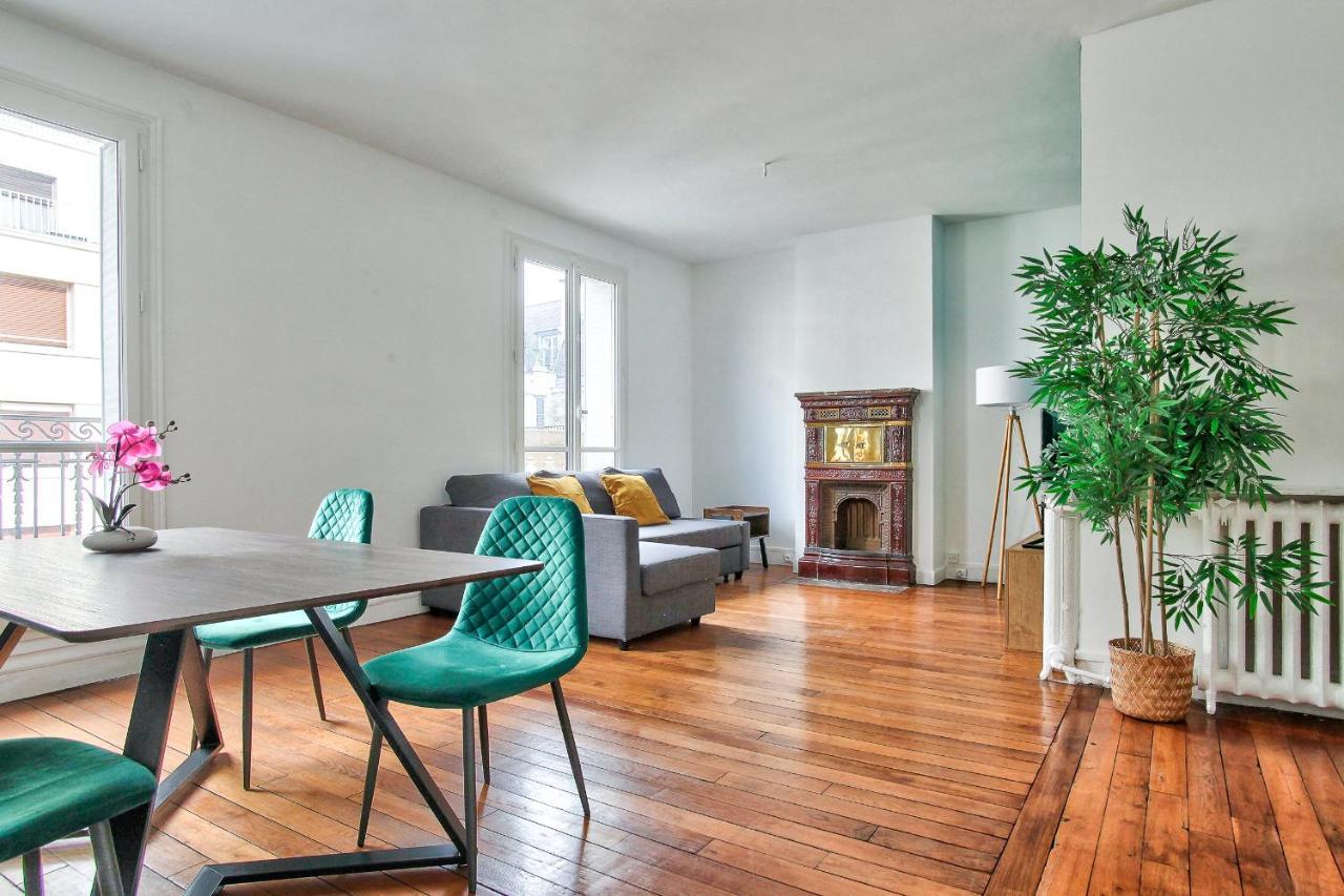 Apartment Quartier Saint Germain 2 *