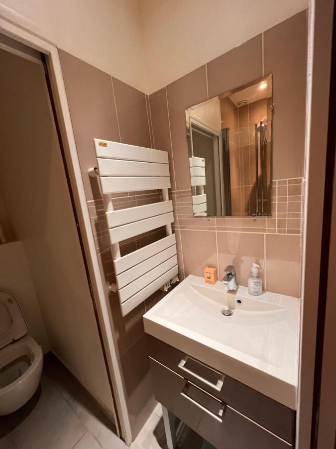 Apartment Studio Alesia - Hala