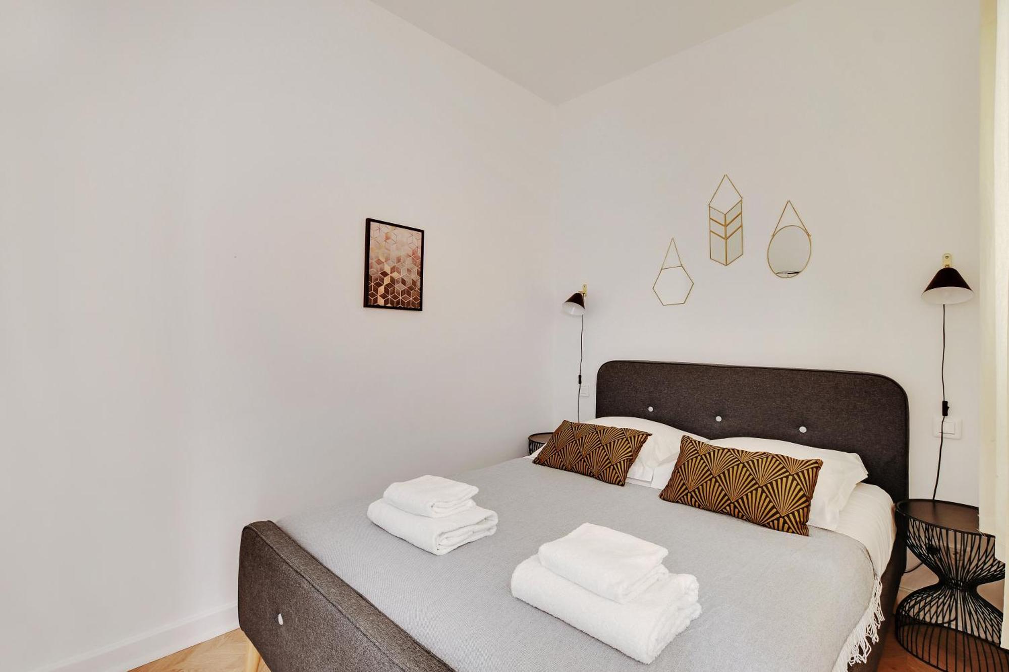 Amazing 4p- Arc De Triomphe-champs Elysees Apartment *