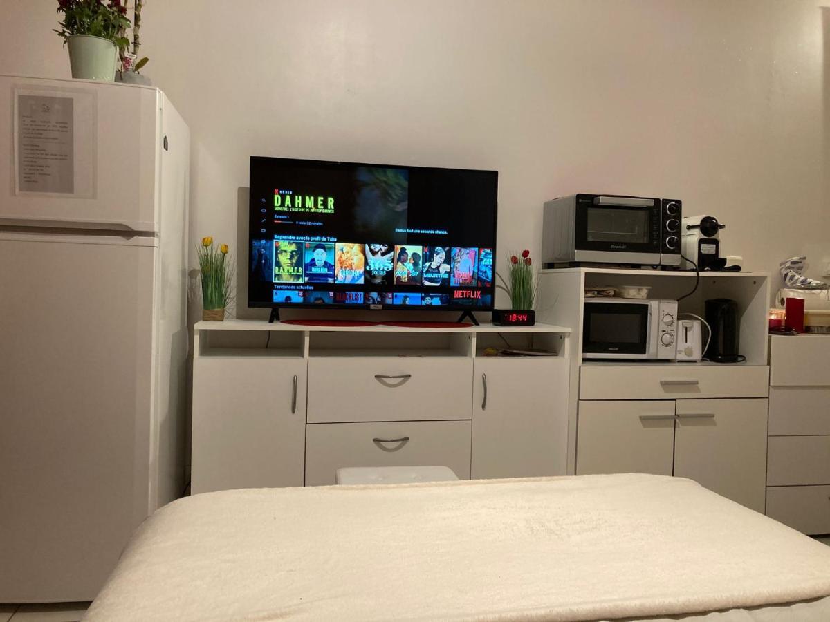 Studio Calme Et Eclaire Proche De Nation C Apartment