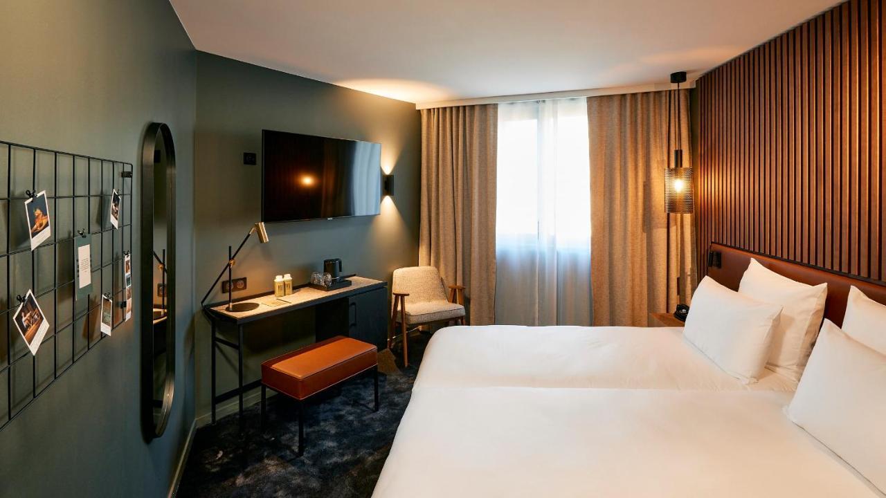 Hotel Le Bellune Paris