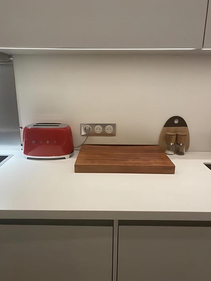 New Near Champs Elysees Appartement Paris