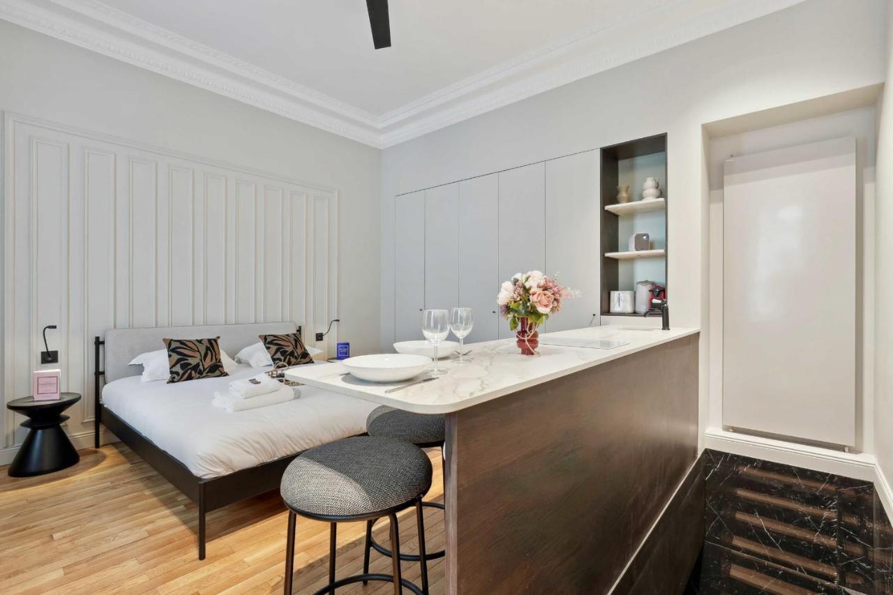 Interior Design & Small Pool - 2p - Monceau Paris