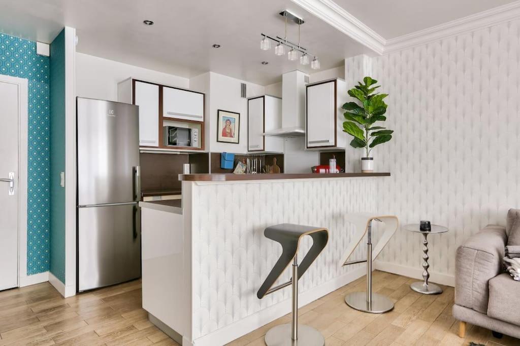 Apartment Beautiful Bright Parisian Near Bercy