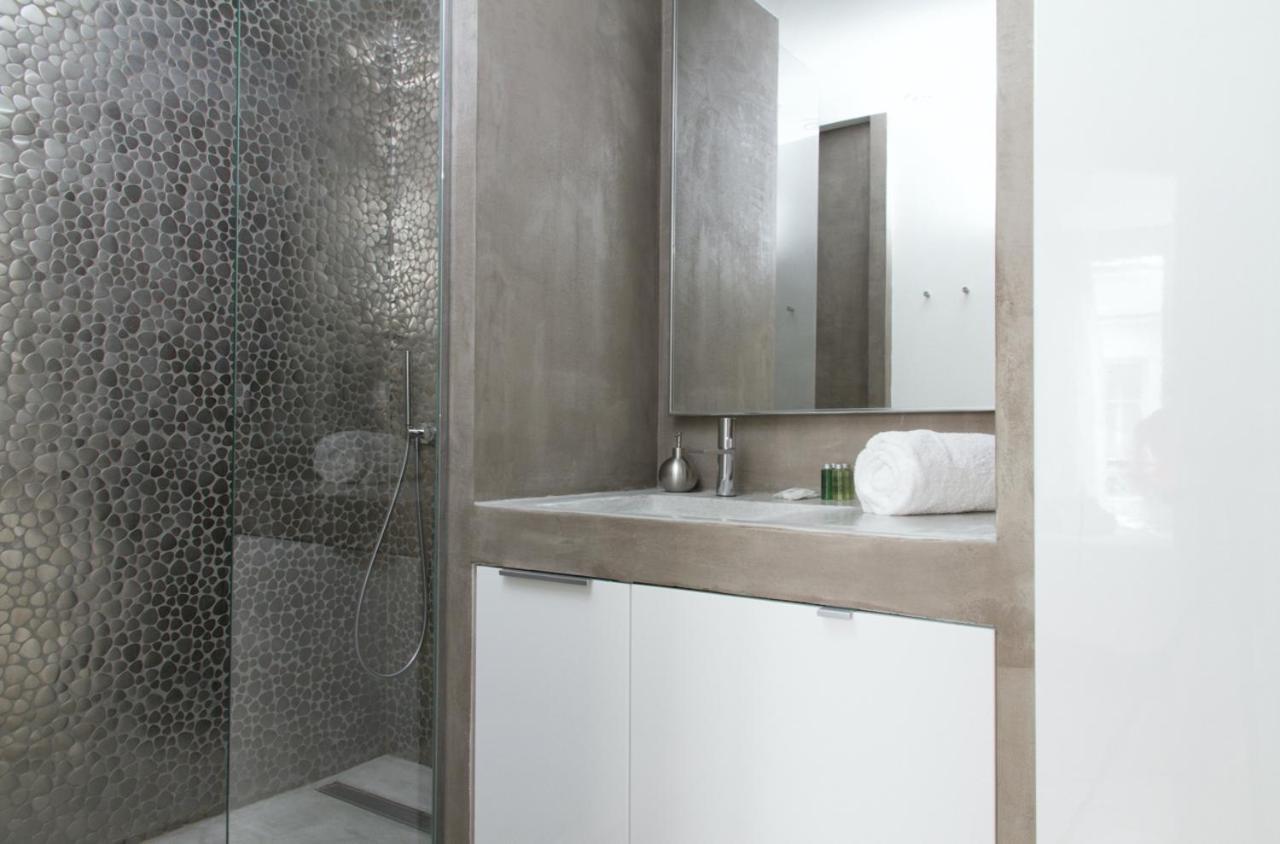 Rue Saint Honore - Louvre Apartment Paris