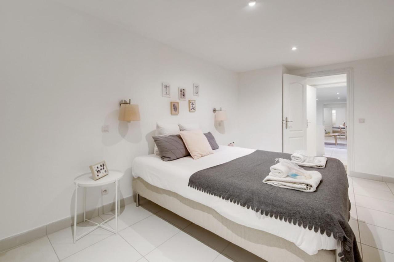 250 Sainte - Superb In Apartment