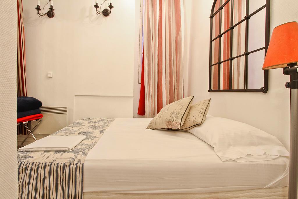 Fleur De Lys One Bedroom Apartment Apartment Paris