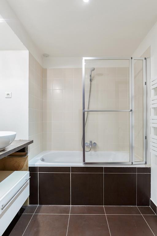 Private And Terrace - Le Marais Apartment *