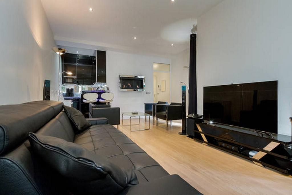 Luxury Flat With Patio Garden * Paris