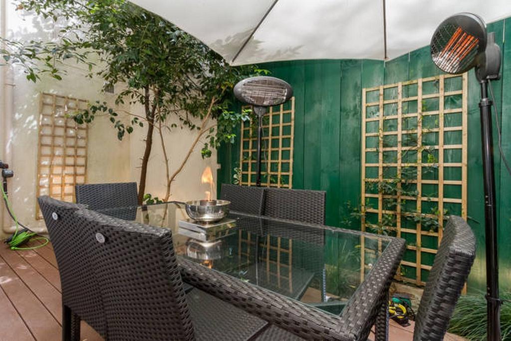 Luxury Flat With Patio Garden *