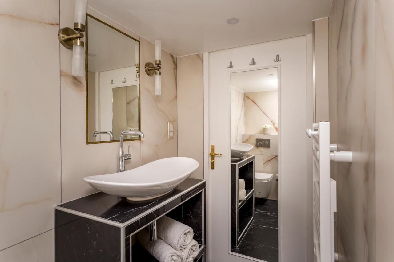 Merveil - Luxury -champselysees-florentin Ii *
