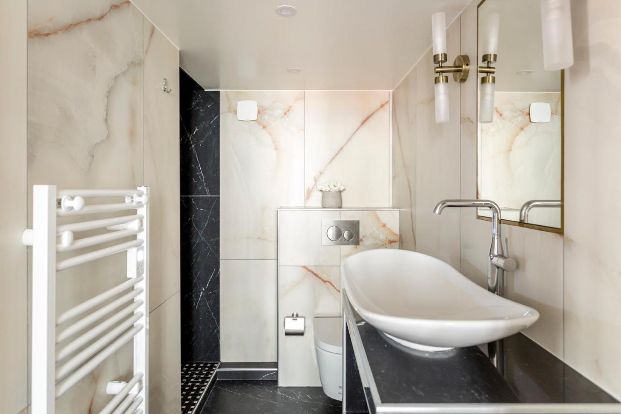 Merveil - Luxury -champselysees-florentin Ii * Paris