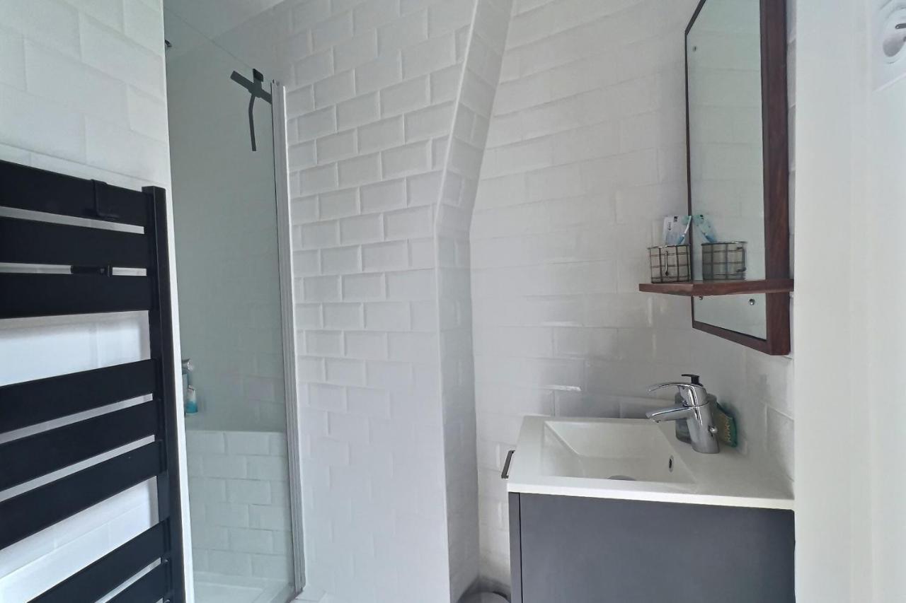Bright 34 M Ideally Located In * Paris
